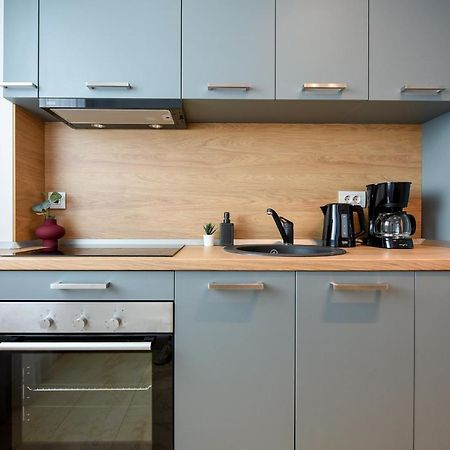 Eye Candy Romexpo 2-Bedroom With Free Parking Bukarest Exterior foto